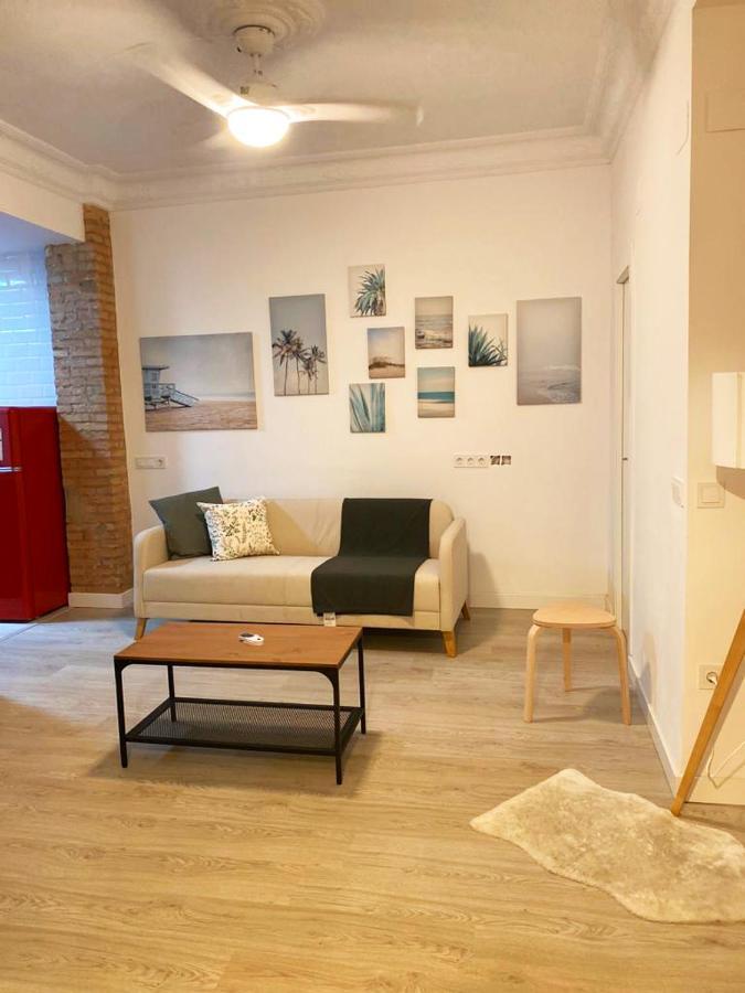 Séjour chez l'habitant Malvarrosa Private In Shared *